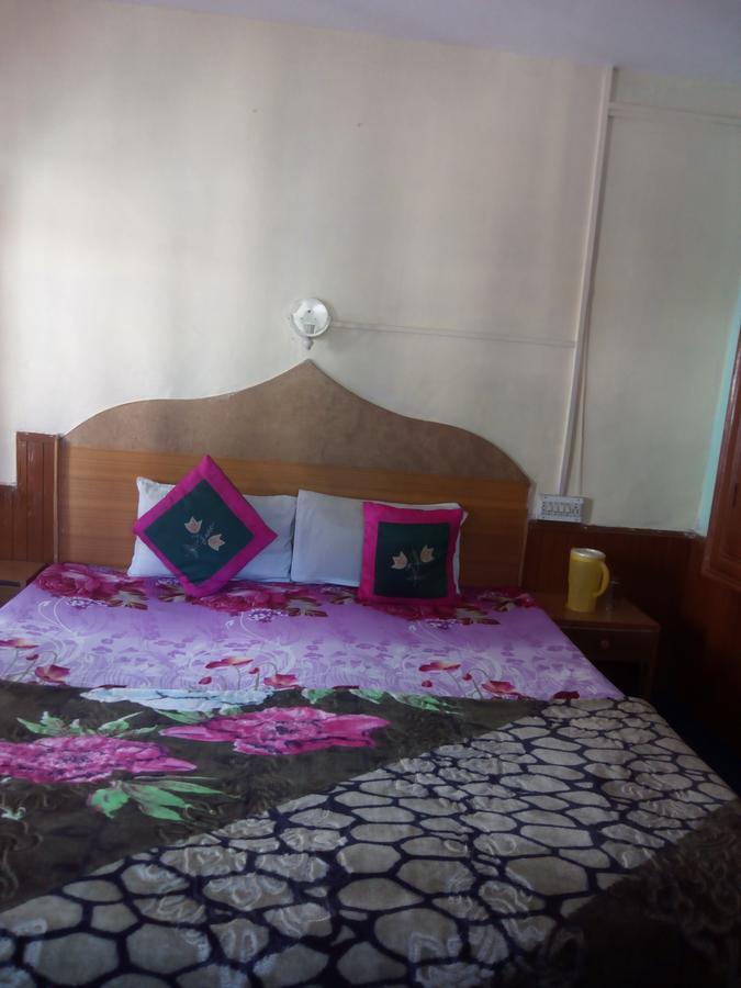 Hotel Everest Manāli Kültér fotó